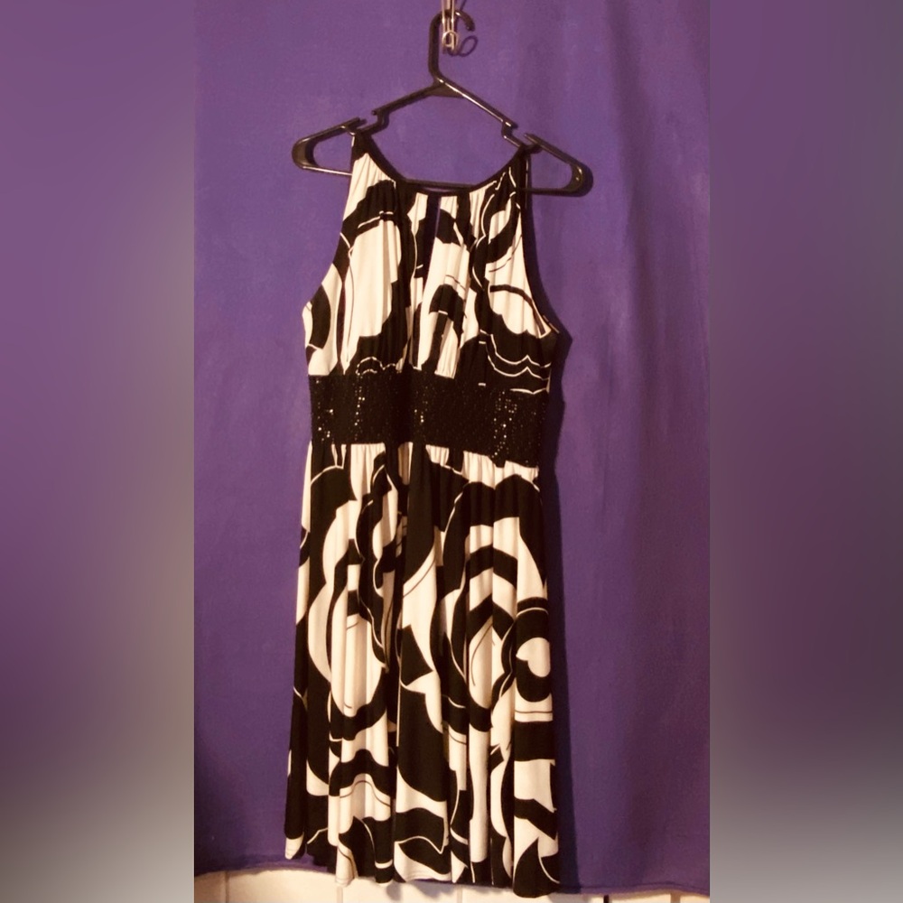 dressbarn Black and White Patterned Midi Dress